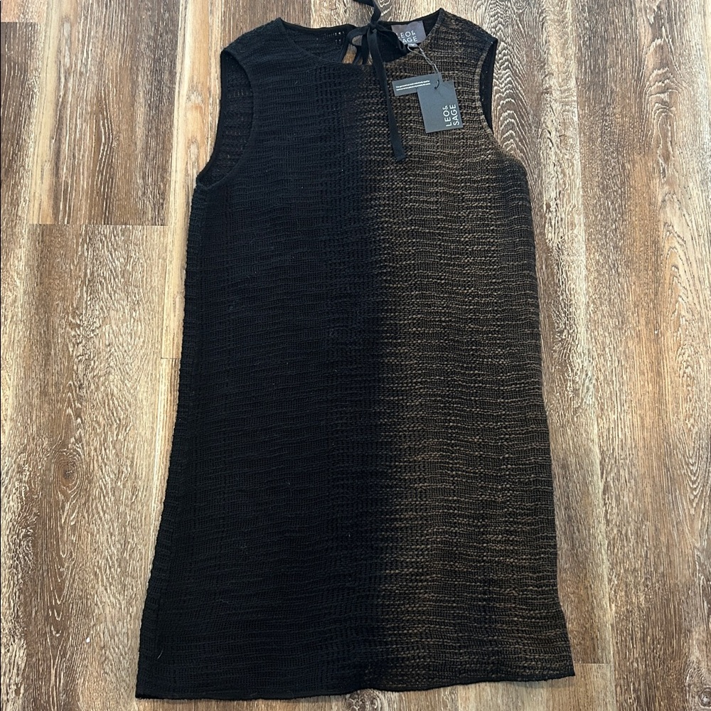 NEW! REVOLVE Leo & Sage Two-Toned Crocheted Dress Size M - Picture 3 of 6